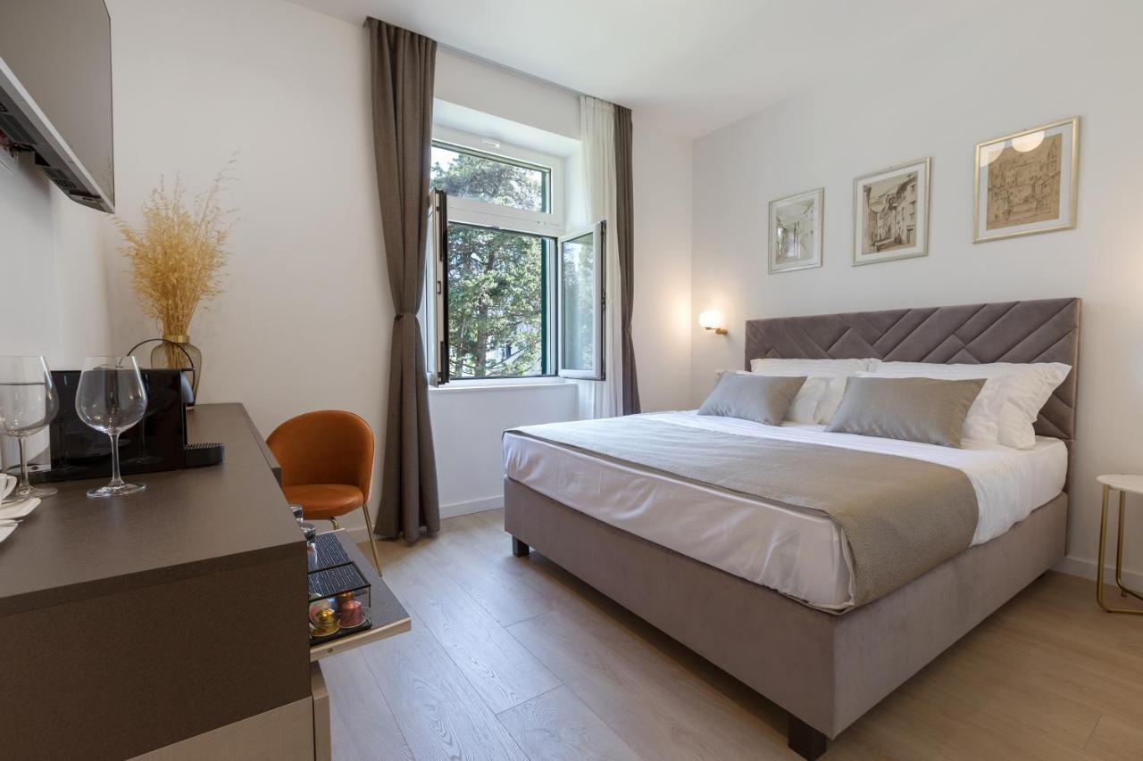 Green Park Luxury Rooms 斯普利特 外观 照片